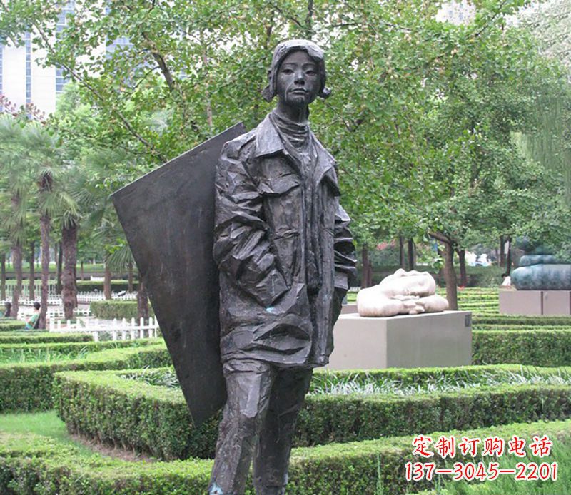 宁德背画板女孩公园人物铜雕