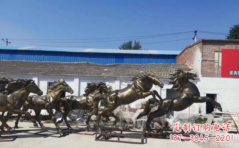 宁德奔腾马群铜雕