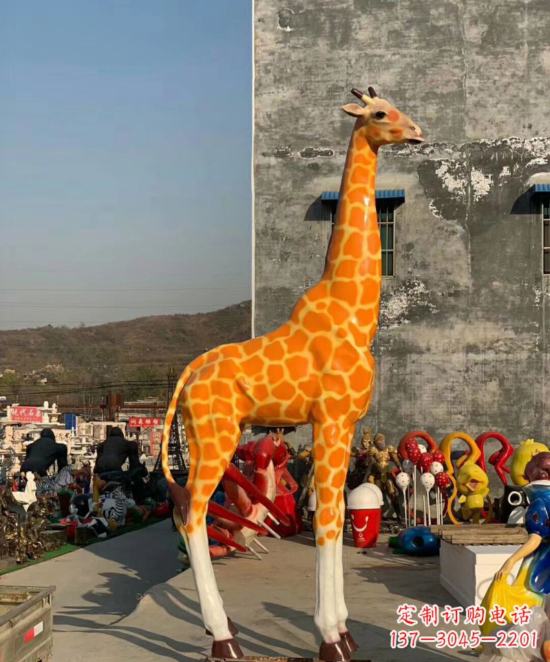 宁德玻璃刚彩绘长颈鹿艺术雕塑