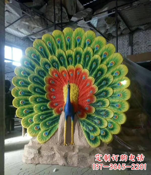 宁德玻璃钢制作的孔雀雕塑
