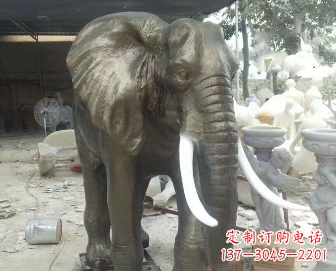 宁德玻璃钢大象雕塑——一座非凡的雕塑