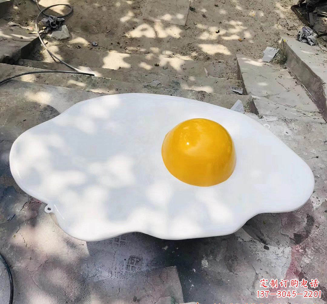 宁德玻璃钢摊鸡蛋景观雕塑