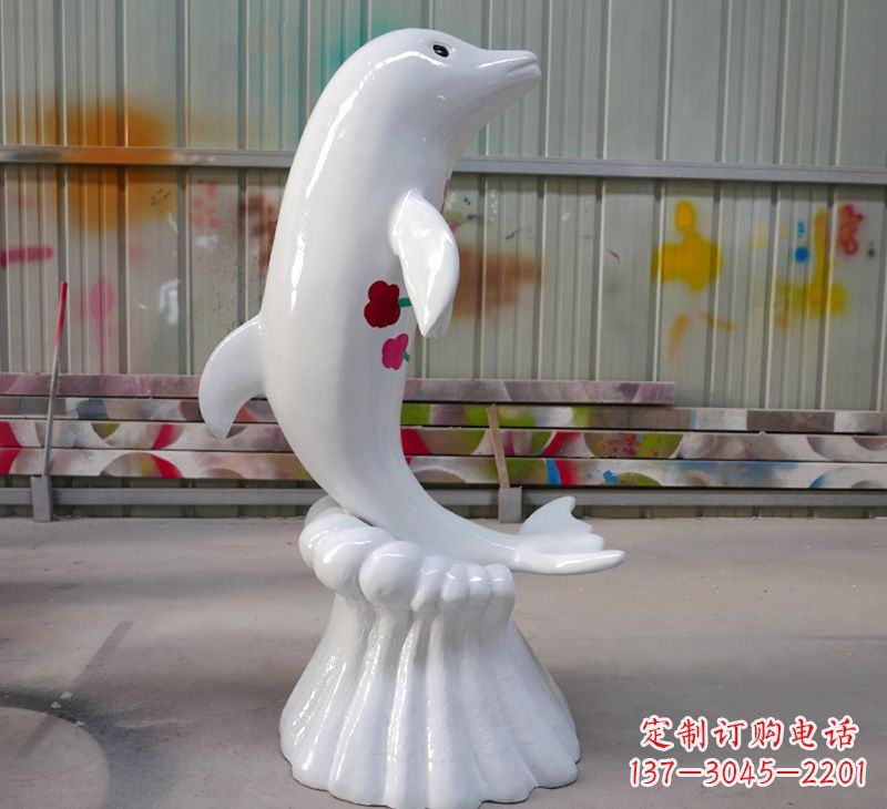 宁德海豚的魅力玻璃钢海豚雕塑