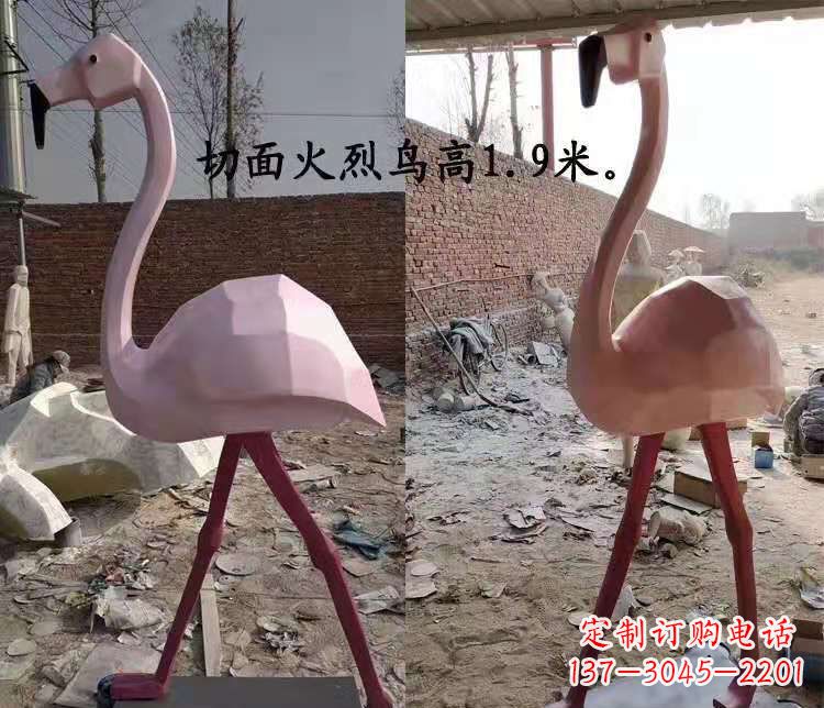 宁德玻璃钢仙鹤雕塑——灵动的艺术美学