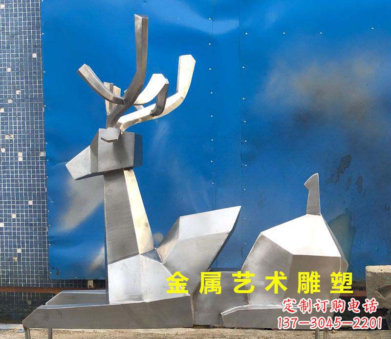 宁德不锈钢别墅几何鹿雕塑——别出心裁的艺术灵感