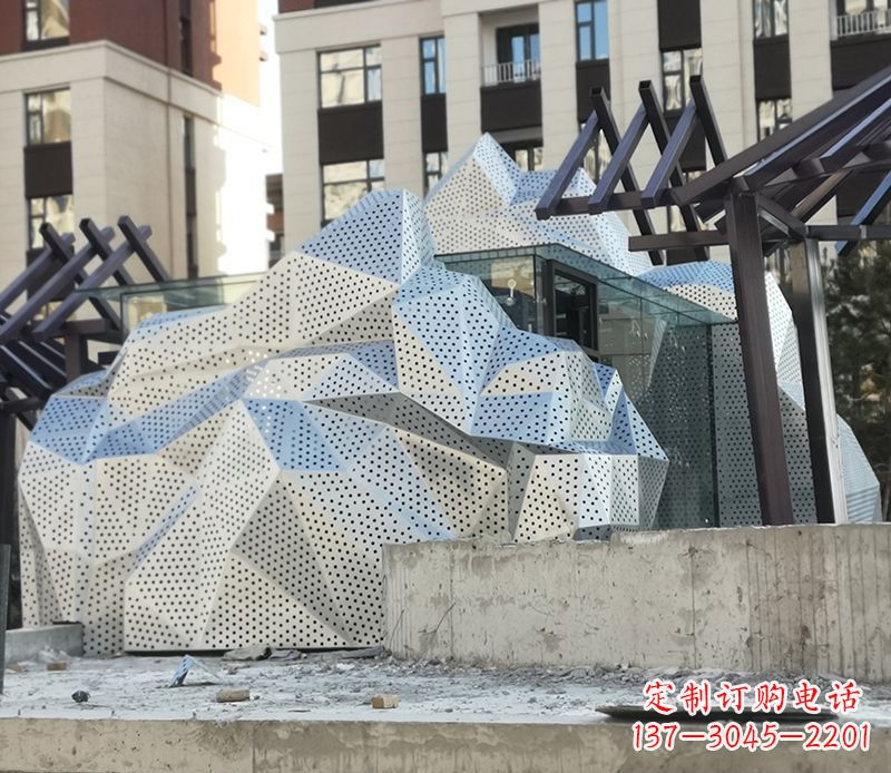宁德不锈钢假山雕塑给空间带来更多活力
