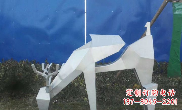 宁德梅花鹿不锈钢不规则雕塑的传奇