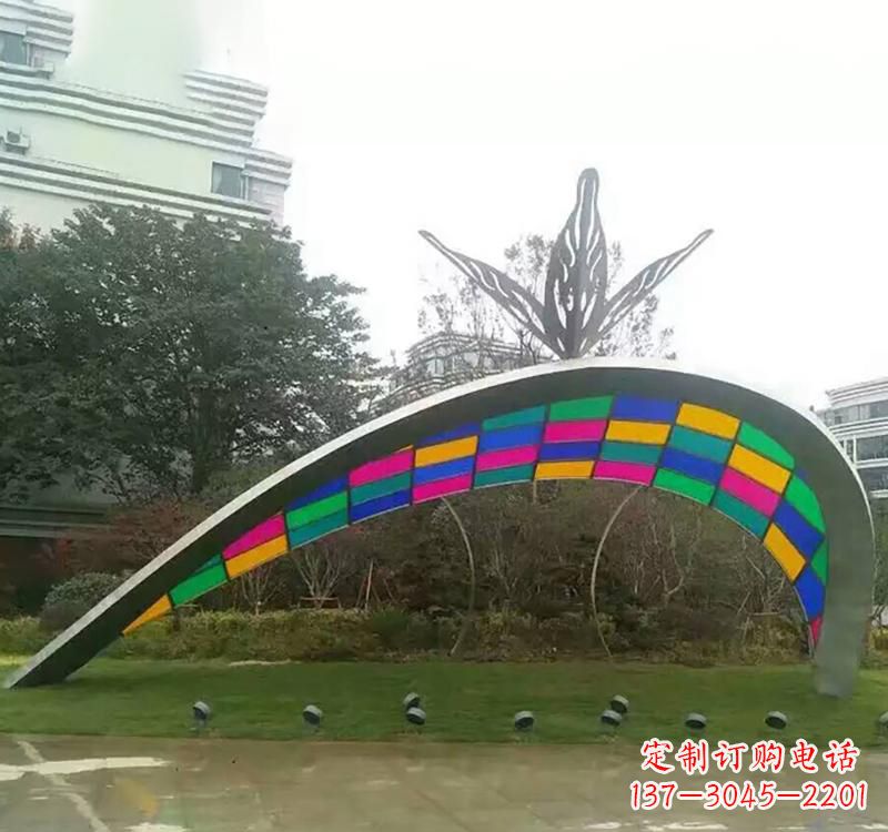 宁德不锈钢彩色拼接拱门雕塑