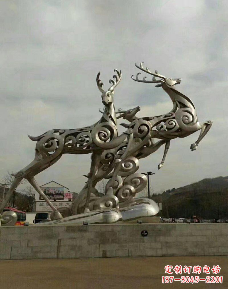 宁德不锈钢城市祥云浮雕梅花鹿雕塑