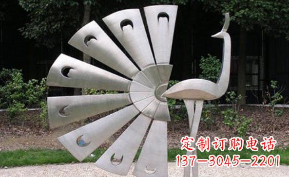 宁德不锈钢孔雀雕塑美丽而持久