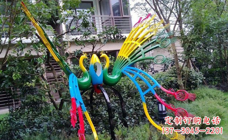 宁德不锈钢孔雀雕塑——精美的艺术品