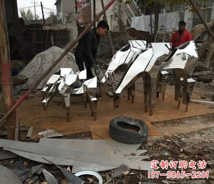 宁德不锈钢动物雕塑精美外形,经久耐用