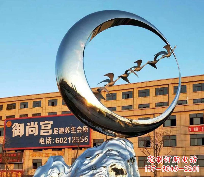 宁德不锈钢大雁雕塑象征着生机勃勃的美丽