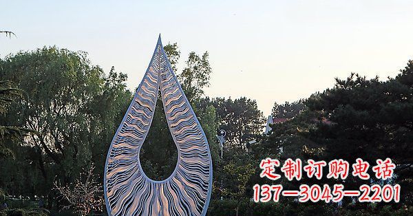 宁德水滴雕塑给公园带来流动的美