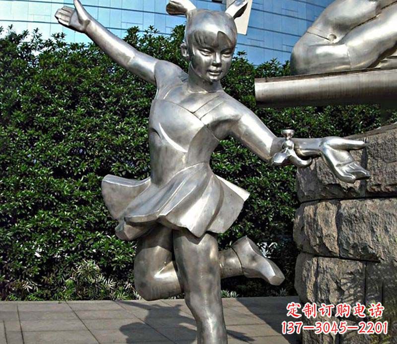 宁德不锈钢儿童踢毽子雕塑