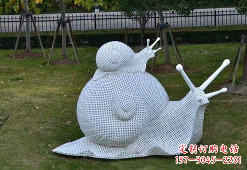 宁德不锈钢公园母子蜗牛雕塑