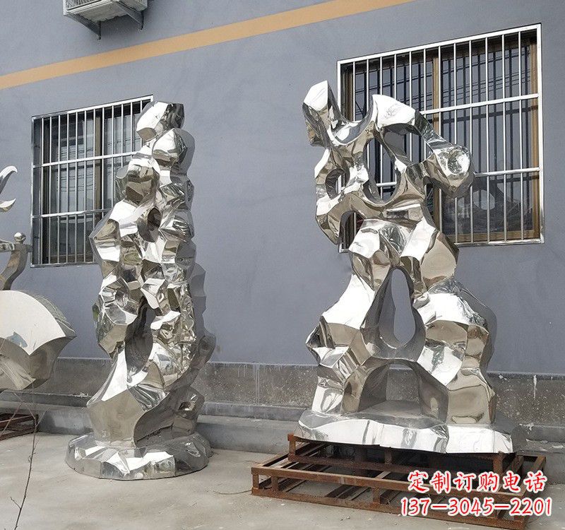 宁德太湖石雕塑精美的艺术品