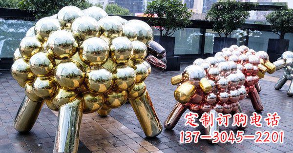宁德不锈钢广场小羊肖恩抽象动物雕塑