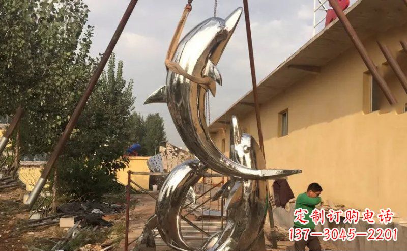 宁德不锈钢海豚雕塑美丽而又神秘