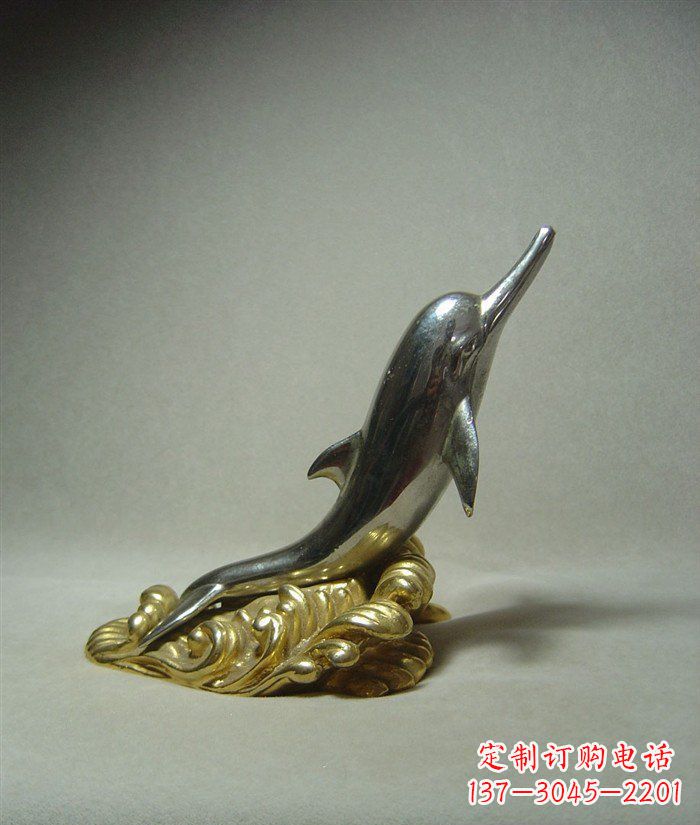 宁德海豚雕塑艺术的海洋之美
