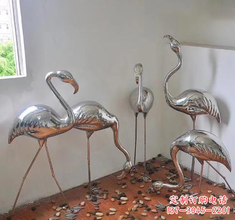 宁德不锈钢火烈鸟象征勇气与活力
