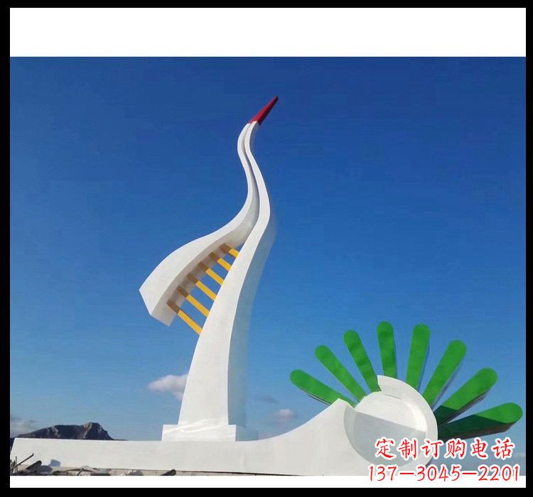 宁德不锈钢景区抽象仙鹤和松树雕塑