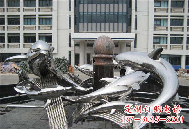 宁德海豚雕塑融合浪漫和优雅