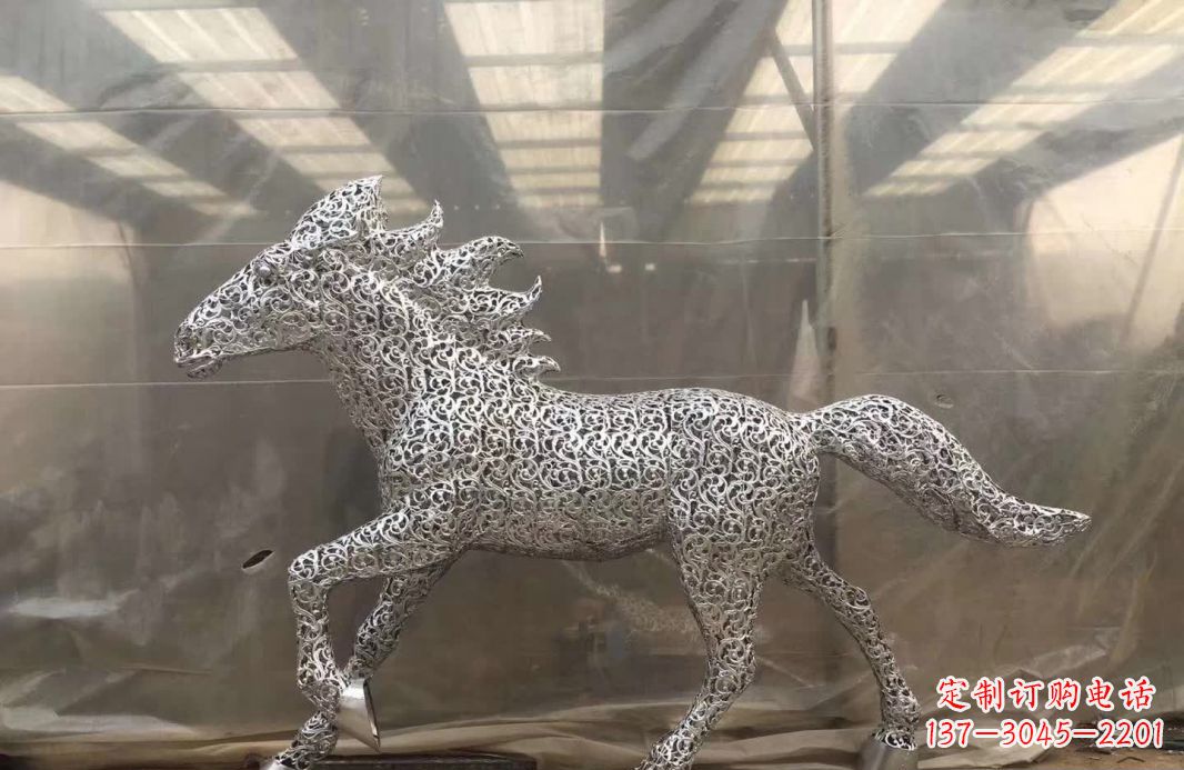 宁德不锈钢马雕塑精致而又令人惊叹