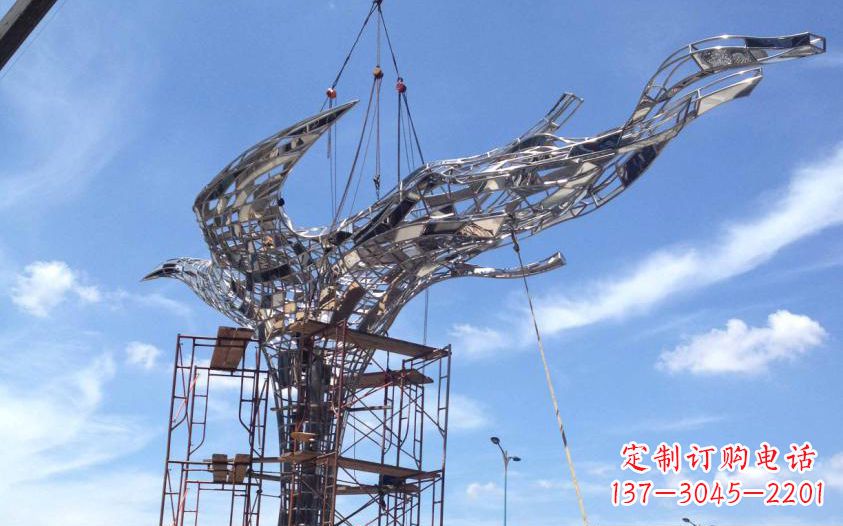 宁德不锈钢镂空鸽子雕塑美丽的象征