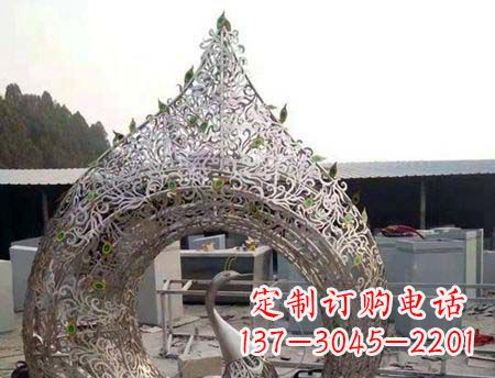 宁德不锈钢镂空孔雀雕塑精美的艺术之作