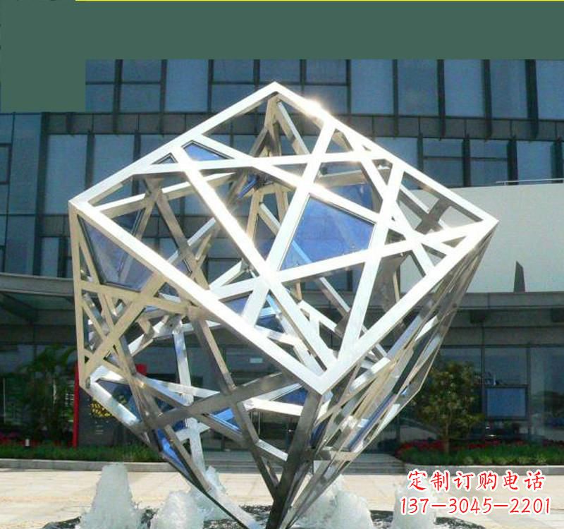 宁德不锈钢镂空魔方雕塑艺术与智慧的完美结合