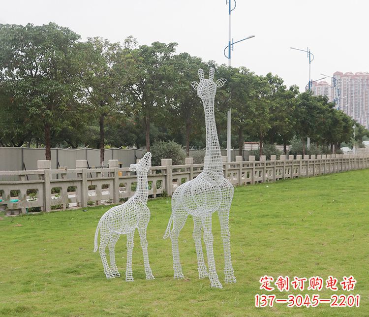 宁德精美的不锈钢长颈鹿雕塑