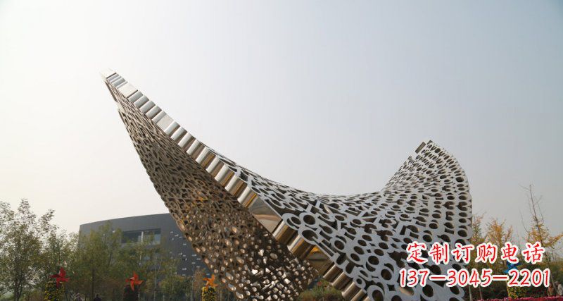 宁德不锈钢字母雕塑——点缀美丽的空间