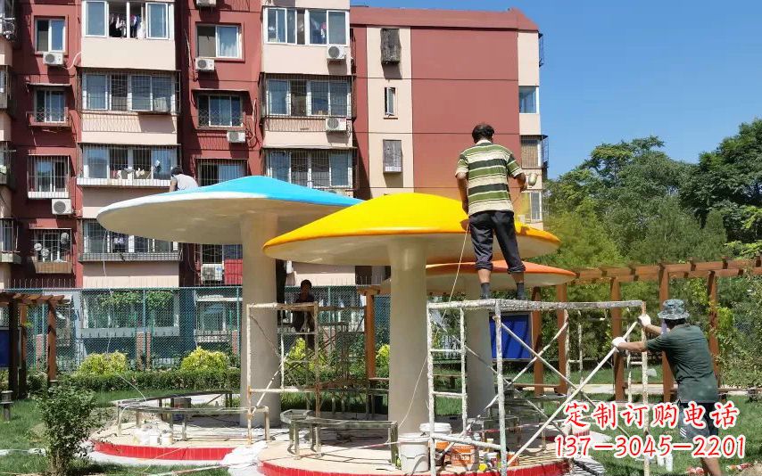 宁德不锈钢蘑菇凉亭——精美雕塑点缀绿意