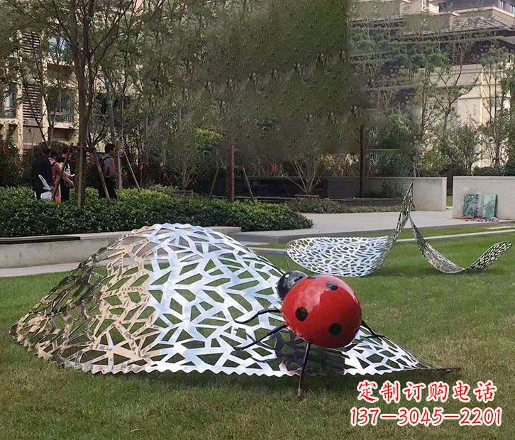 宁德不锈钢瓢虫雕塑令人惊叹的艺术之美