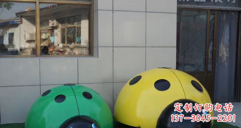 宁德不锈钢瓢虫雕塑精致而富有艺术感