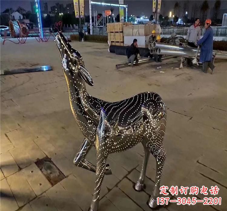 宁德时尚优雅的不锈钢小鹿雕塑