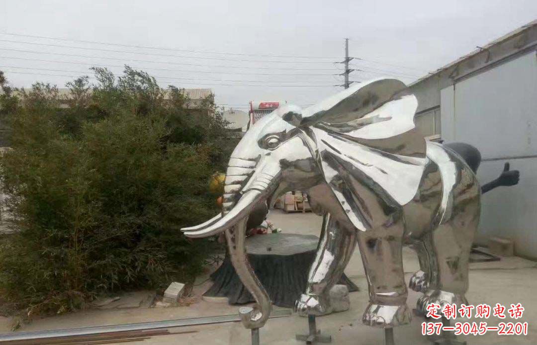 宁德大象雕塑为售楼部装饰点缀