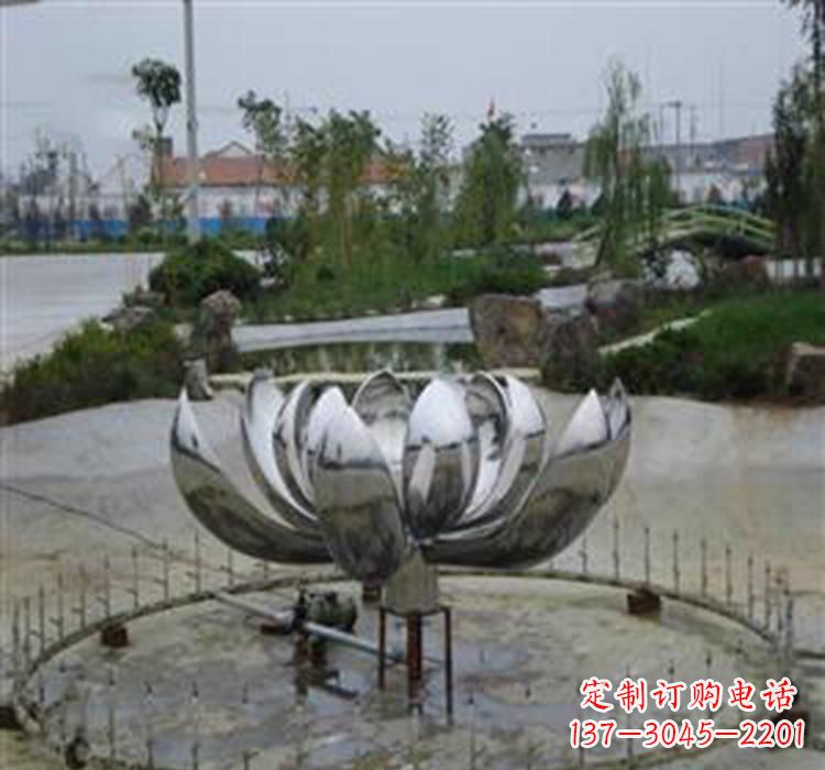 宁德不锈钢荷花雕塑营造美丽水景