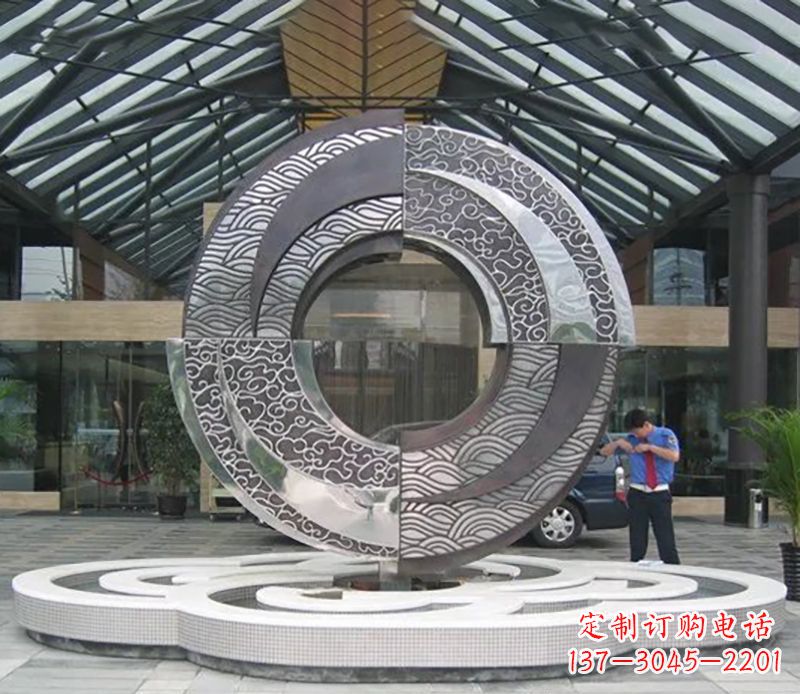 宁德不锈钢圆环雕塑,点缀酒店空间