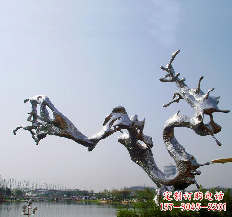 宁德不锈钢水滴雕塑体现自然之美