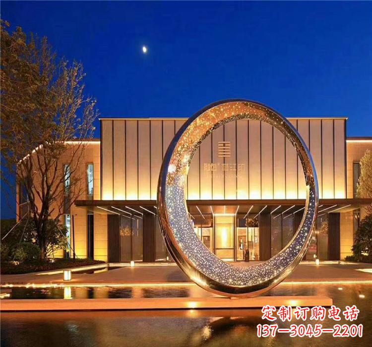 宁德不锈钢圆环雕塑给空间增添无限美感