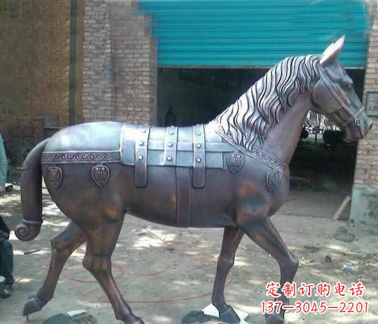 宁德马铜雕塑传递草原动物的非凡魅力