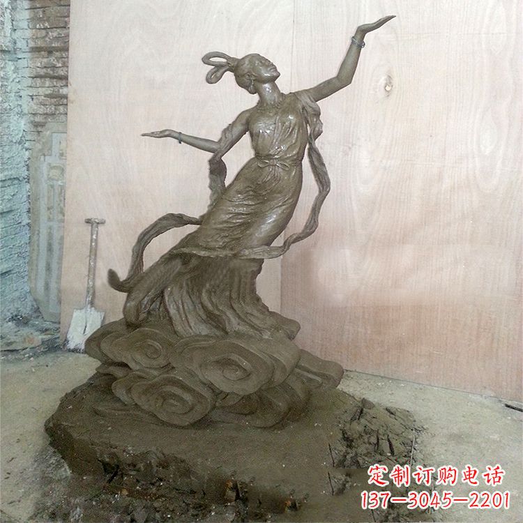 宁德嫦娥雕塑泥稿
