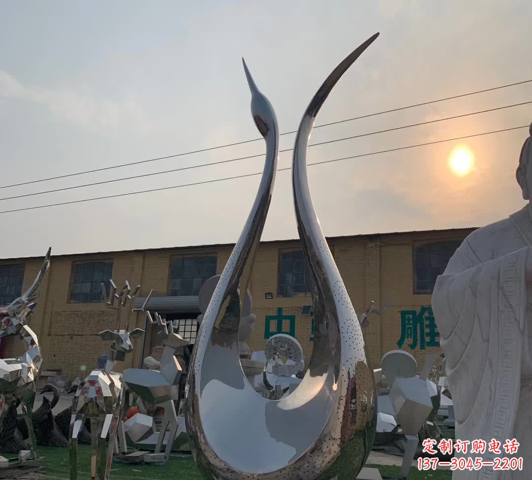 宁德雕塑镜面天鹅