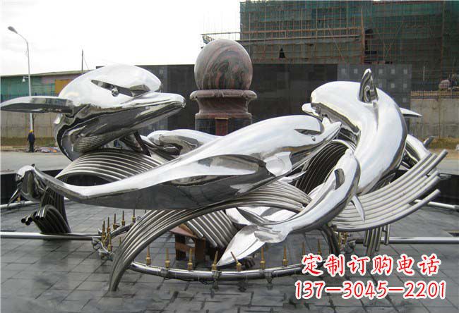 宁德城市中的海豚雕塑
