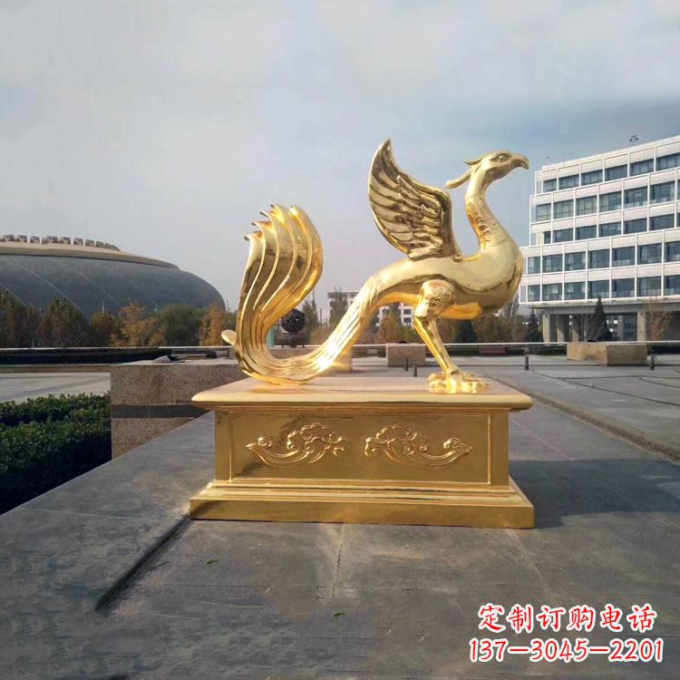 宁德城市广场的朱雀雕塑