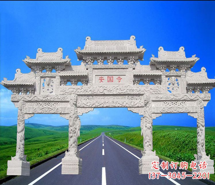宁德城市中的石雕牌坊雕塑