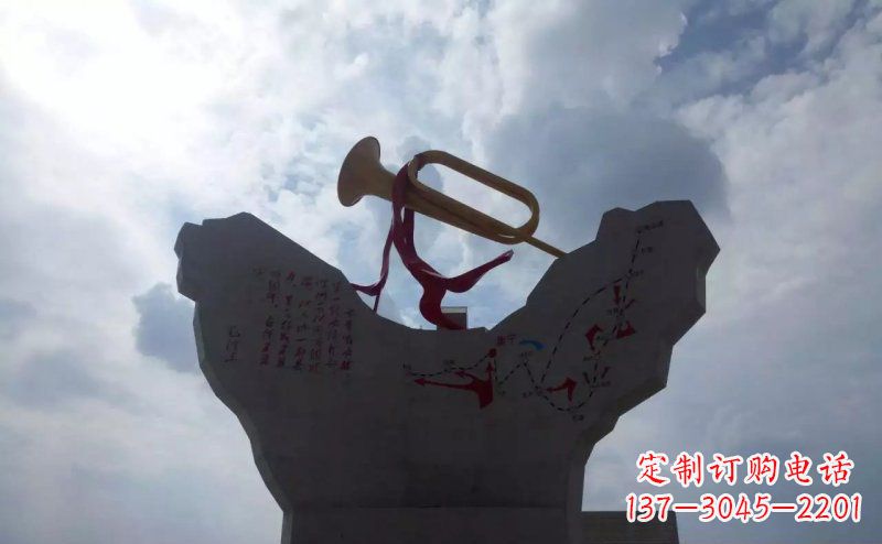 宁德革命烈士冲锋号雕塑让革命历史长存