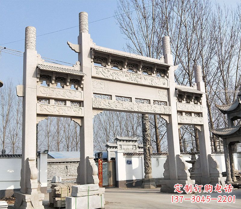 宁德村口的珍贵文化——牌坊雕塑